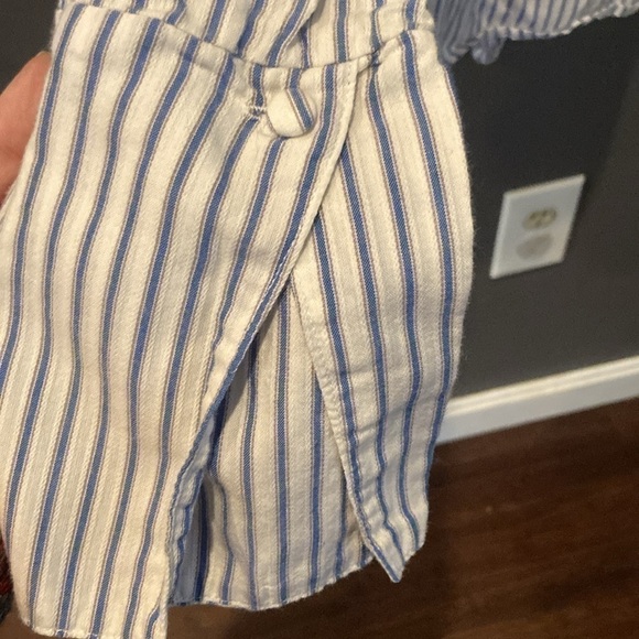 Nanette Lepore size small striped slit bell sleeved blouse with studded details - Picture 5 of 9